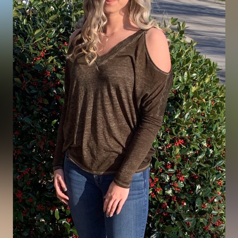 Express Cold Shoulder Size Small Brown/Green in Color